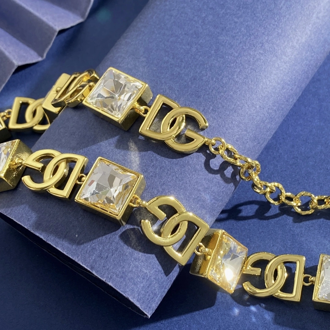 Barbara-- 4o835& 103.3g necklace item : E-S092J3043H